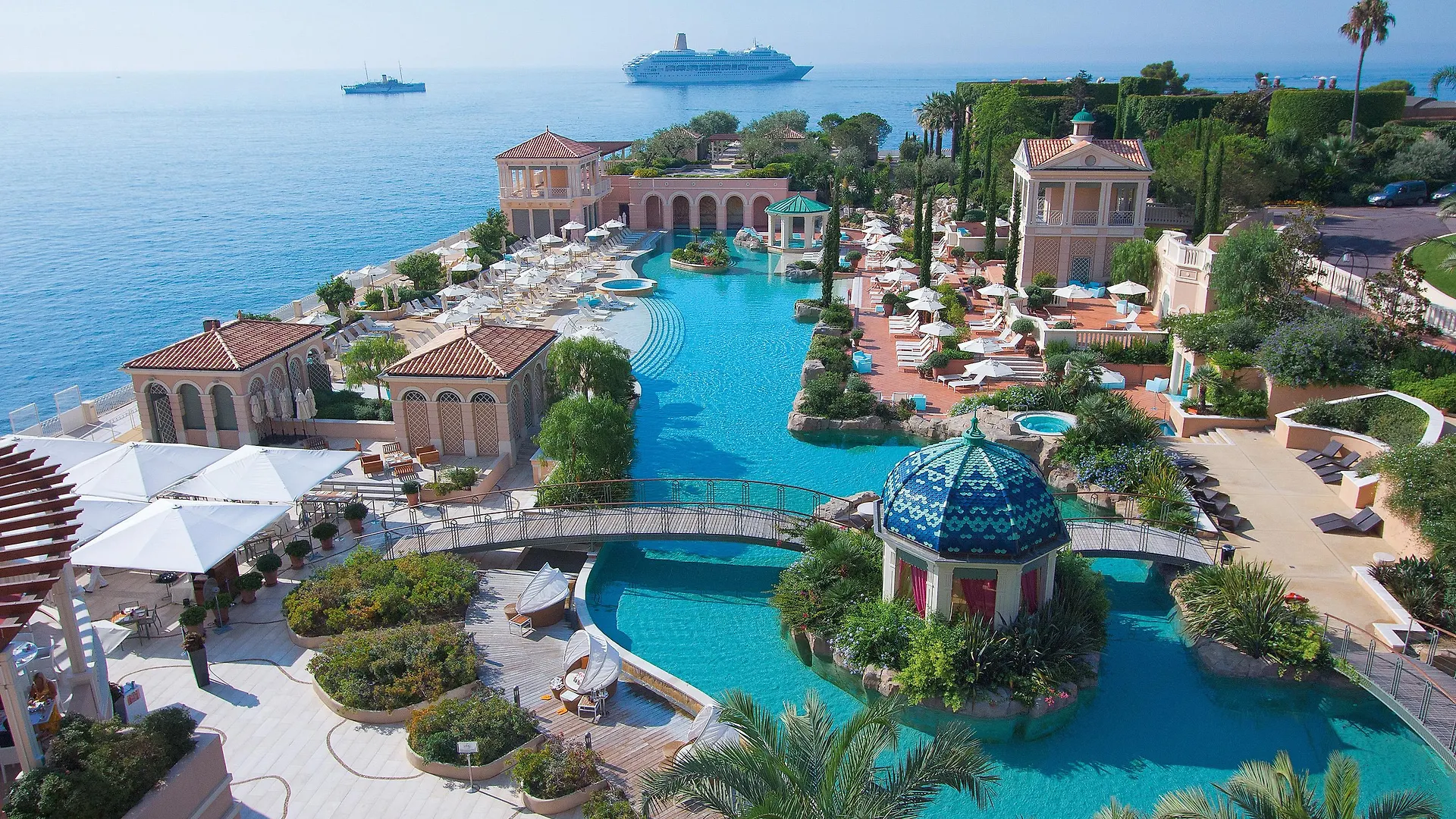 Monte-Carlo Bay Hotel & Resort