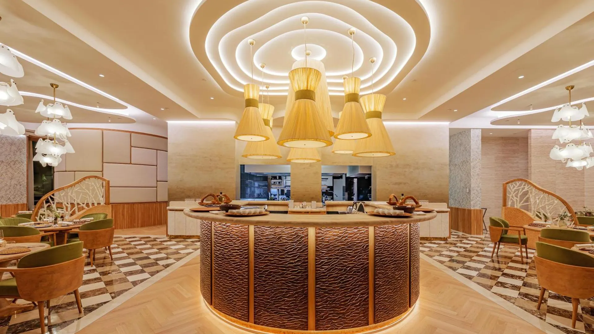 Monte-Carlo Bay Hotel & Resort