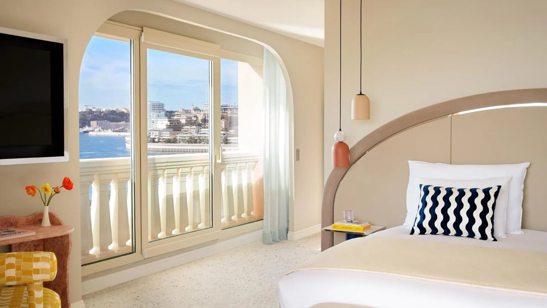 Monte-Carlo Bay Hotel & Resort 4*,  Monaco