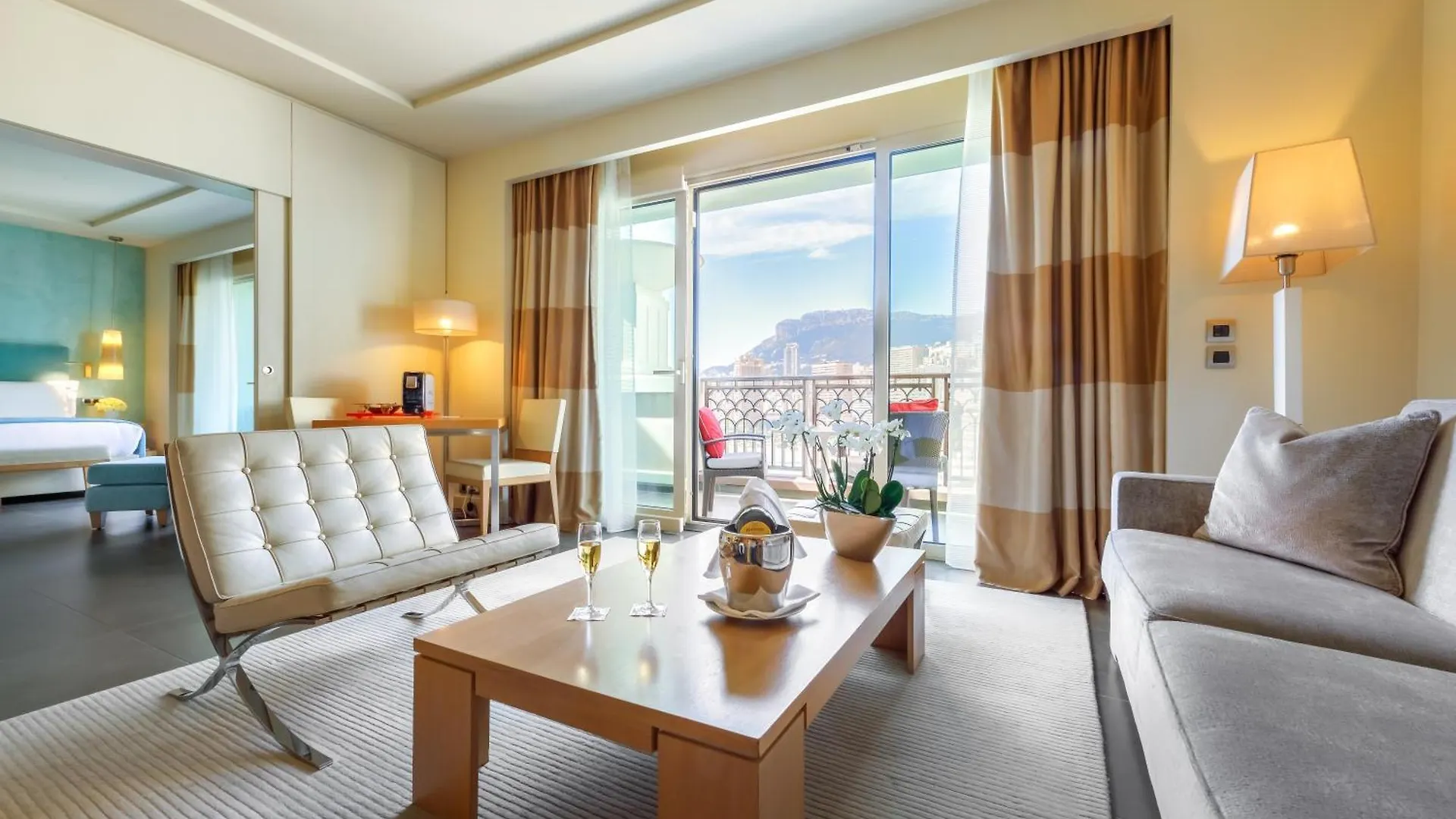 Monte-Carlo Bay Hotel & Resort