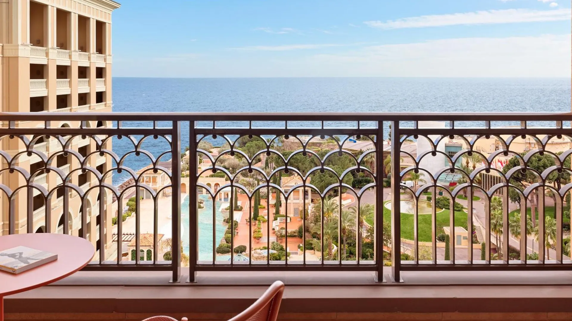 Monte-Carlo Bay Hotel & Resort