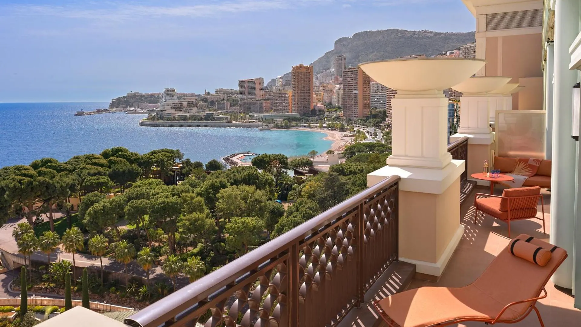 Monte-Carlo Bay Hotel & Resort
