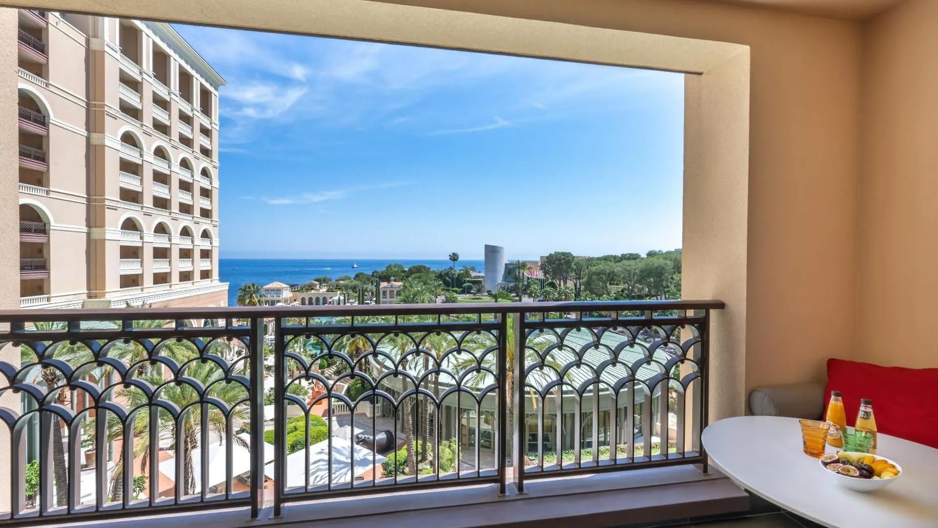 Monte-Carlo Bay Hotel & Resort